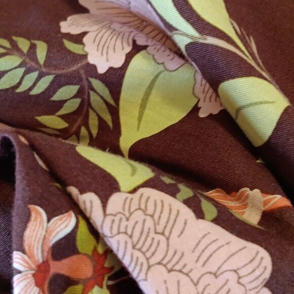 Folter Floral Patterned Dress. - Picture 10 of 10